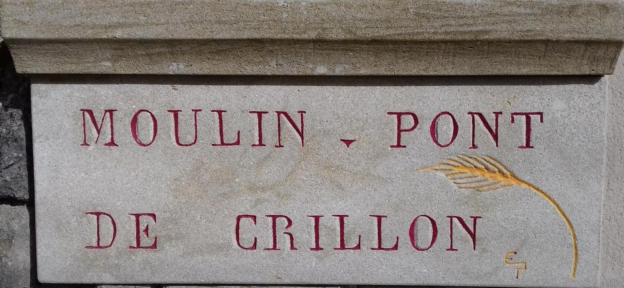 Gite Pont De Crillon Bagian luar foto